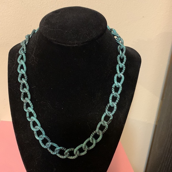 Beautiful teal blue necklace 18 1/2” - Picture 3 of 5